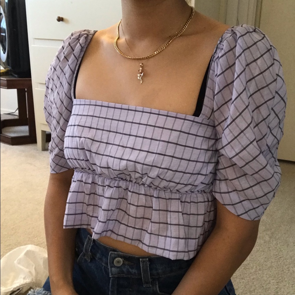 VERGE GIRL LAVENDER PLAID CROP PUFF SLEEVE TOP